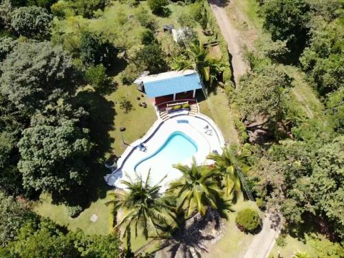 Finca Hotel Campestre Salitre Villeta in Villeta
