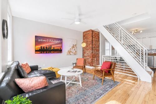 Pet Friendly- Big- King Bed A Location