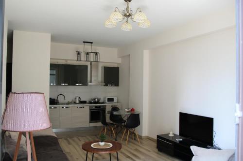 M2 Kartozia Apartment 589