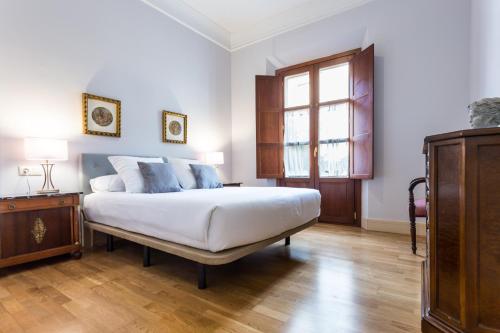 Garcia de Vinuesa 2 by Home at Homes - image 2
