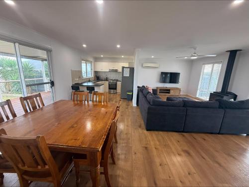 virtuve, Turton Escape in Point Turton
