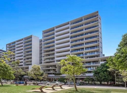 The most convenient modern living next to Sydney Airport, with free parking in อเล็กซานเดรีย