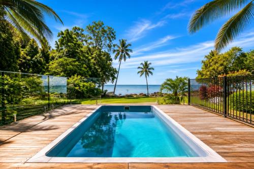 Apkārtne, Cairns Beachfront Retreat in East Trinity