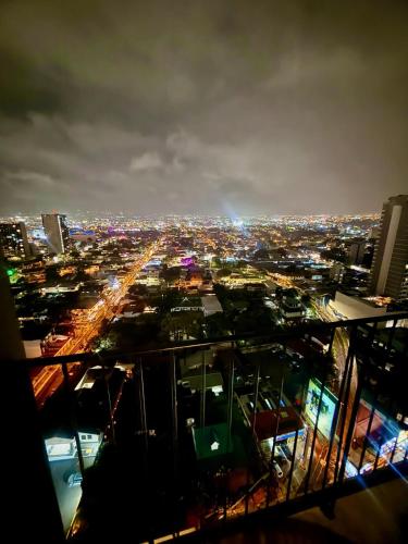 San José SKY Loft Full AC and Parking - image 4