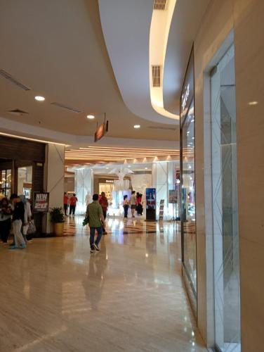 מגרש משחקים, Desatu Hotel in מדן