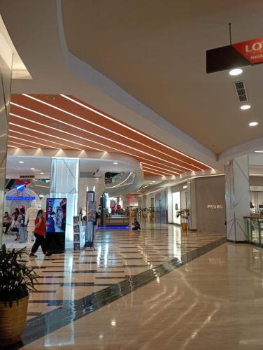 נוף חוץ, Desatu Hotel in מדן