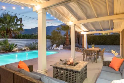 Mountain-View Retreat Pet-Friendly Home with Private Pool - image 2
