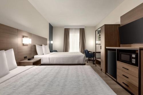 Baymont by Wyndham La Grange KY Southeast in La Grange (Kentucky)