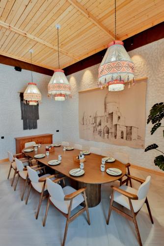 Ресторант, Park-Hotel "Zarechye" in Уст Каменогорск