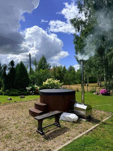 Karstais baseins, Laukakmeņu oāze - holiday house with sauna and hot tub (Laukakmenu oaze - holiday house with sauna and hot tub) in Tīnūži
