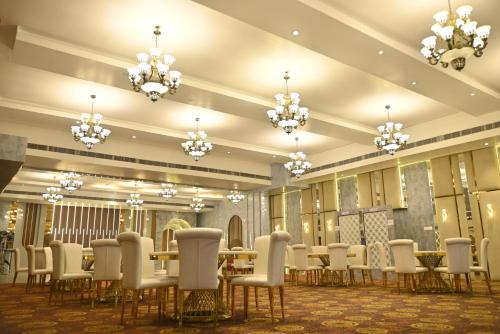 Club Central in Bolpur