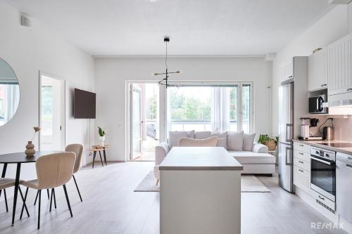 virtuve, Modern two-bedroom apartment in Kulotorppa