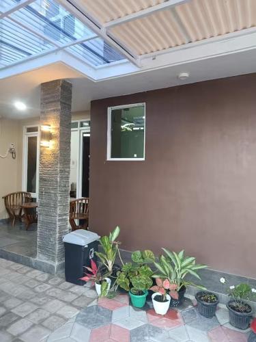 Cozzy Yasmindua Homestay Rejodani