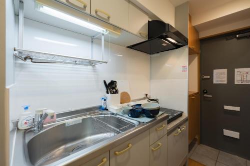 Kitchen, JAPAN APARTMENT STAY Nakameguro, Tokyo in Daikanyama and Nakameguro