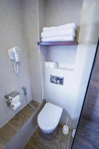 Hotel Noble - image 12