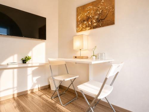 10-Min Walk to Hauptbahnhof, Cozy Private Rooms with AC, TV & WIFI, Vídeň (fotografie 7)