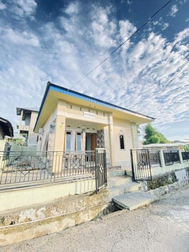 Penginapan Simple Homestay Masohi