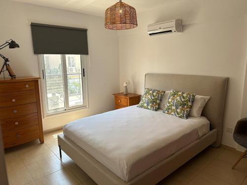 Bed, Horizon Court in Kiti