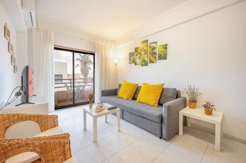 GuestReady - Deluxe home with terrace in Caparica, Costa de Caparica