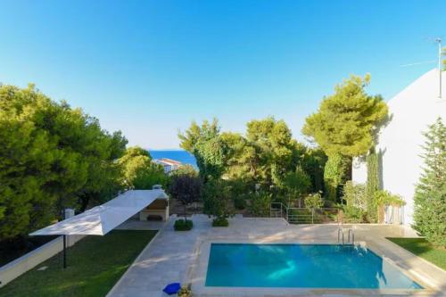 Villa Hamza in Chamolia (Attiki)