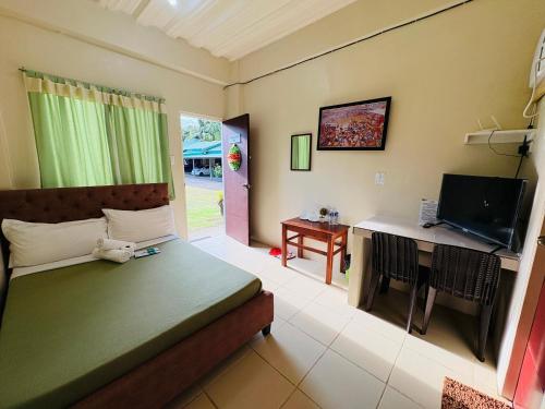 DMS Apartelle in Los Banos