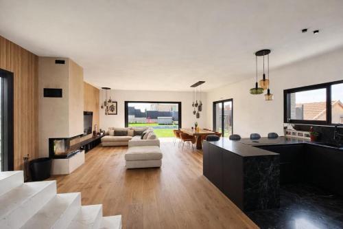 Superbe Villa moderne au calme et proche de la mer