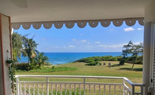 Ti Kaz Bonheur Sainte Anne village vacances in เบราร์ด