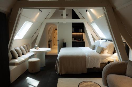 Suite, deluxe