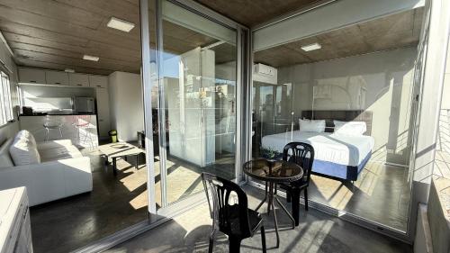 One-Bedroom Apartment with Balcony