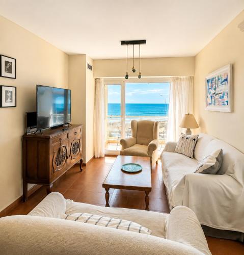 Boulevard 10 - Dúplex frente al mar con balcón y vista panorámica