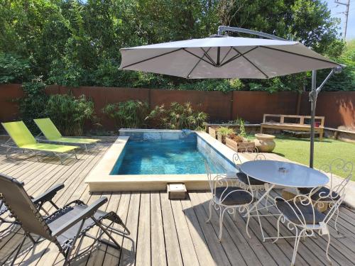 Détente en Provence, Maison avec piscine privée, parking, billard, Centre