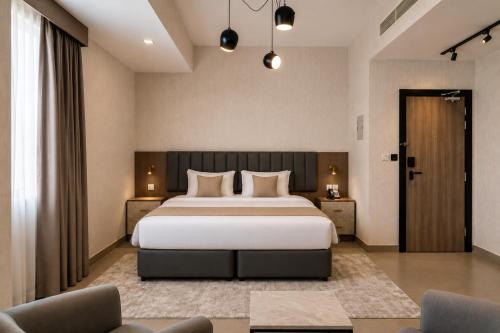 VOGO Grand Hotel in Dubailand