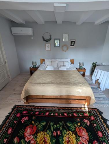 The House of Flowers in Purcari