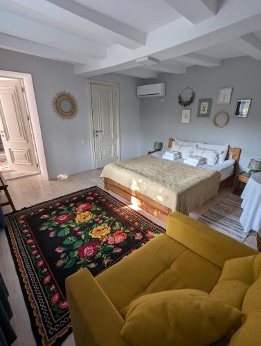 The House of Flowers in Purcari