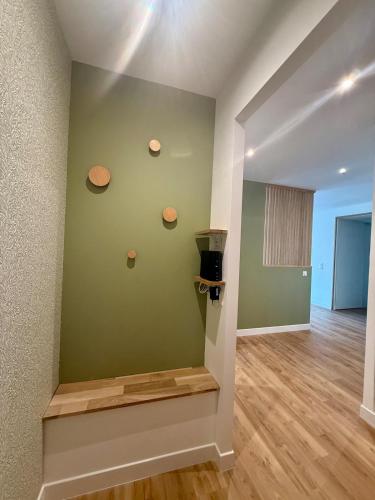 Porte d'Annecy, ferme rénovée avec jardin (Porte d'Annecy, ferme renovee avec jardin) in Epagny-Metz-Tessy
