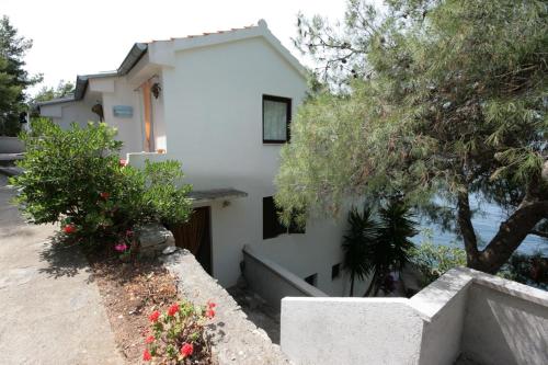 2 bedrooms, 2 beds
