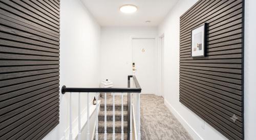 Centre of Wolfville 3rd Floor View 2BR & 3 Queen Beds in Wolfville (NS)