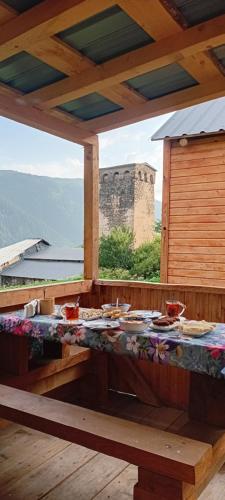 Gugas cottage and guest house in Lakhiri in Chvabiani