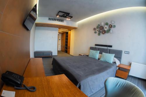 . MOJO HALL Hotel