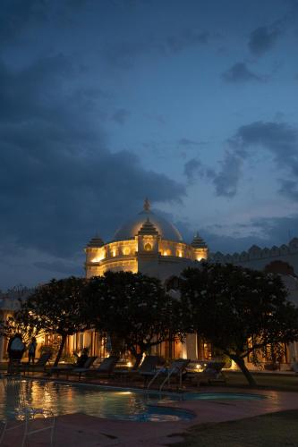 Gulaab Niwaas Palace