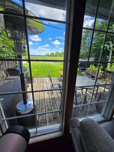 Seadmed, Kawarthas Home/Cottage on Buckhorn Lake in Young's Cove (ON)