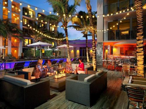 Buitenkant, Costa d'Este Beach Resort & Spa in Oceanside