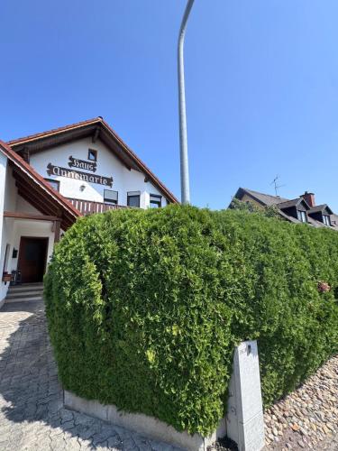 Haus Annemarie Appartement mit Terrasse und Garten in Neustadt an der Donau