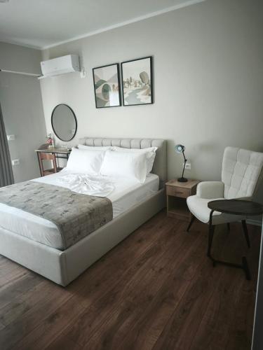 Velia Rooms in Permeta