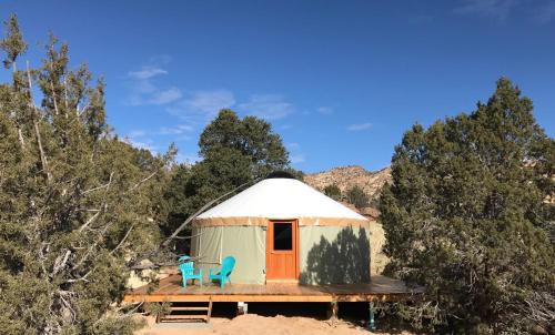 Escalante Yurts - Luxury Lodging