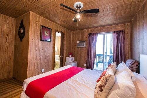 The Wisconsin Wood Inn