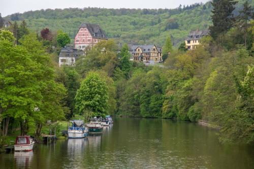 Apkārtne, "Im Himmel" Ferienwohnung mit fantastischer Aussicht in Obernhof