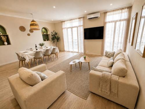 Haussmann Luxury, T4, 6P, AC, Central, Standing