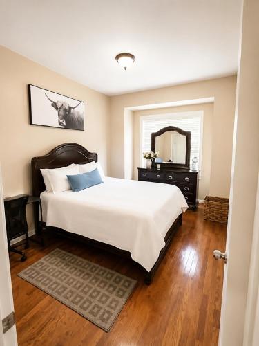 Heaven on Earth - Large Bedroom with Private Bathroom