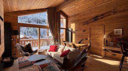 Stunning Alpine Penthouse - Meribel Mottaret
